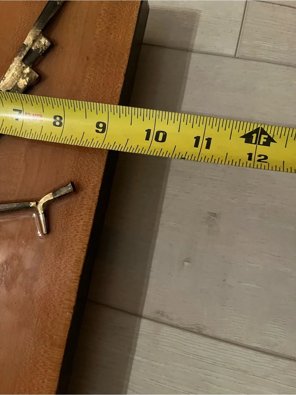 Brown Wood Wall Clock with Gold Metal toad runner